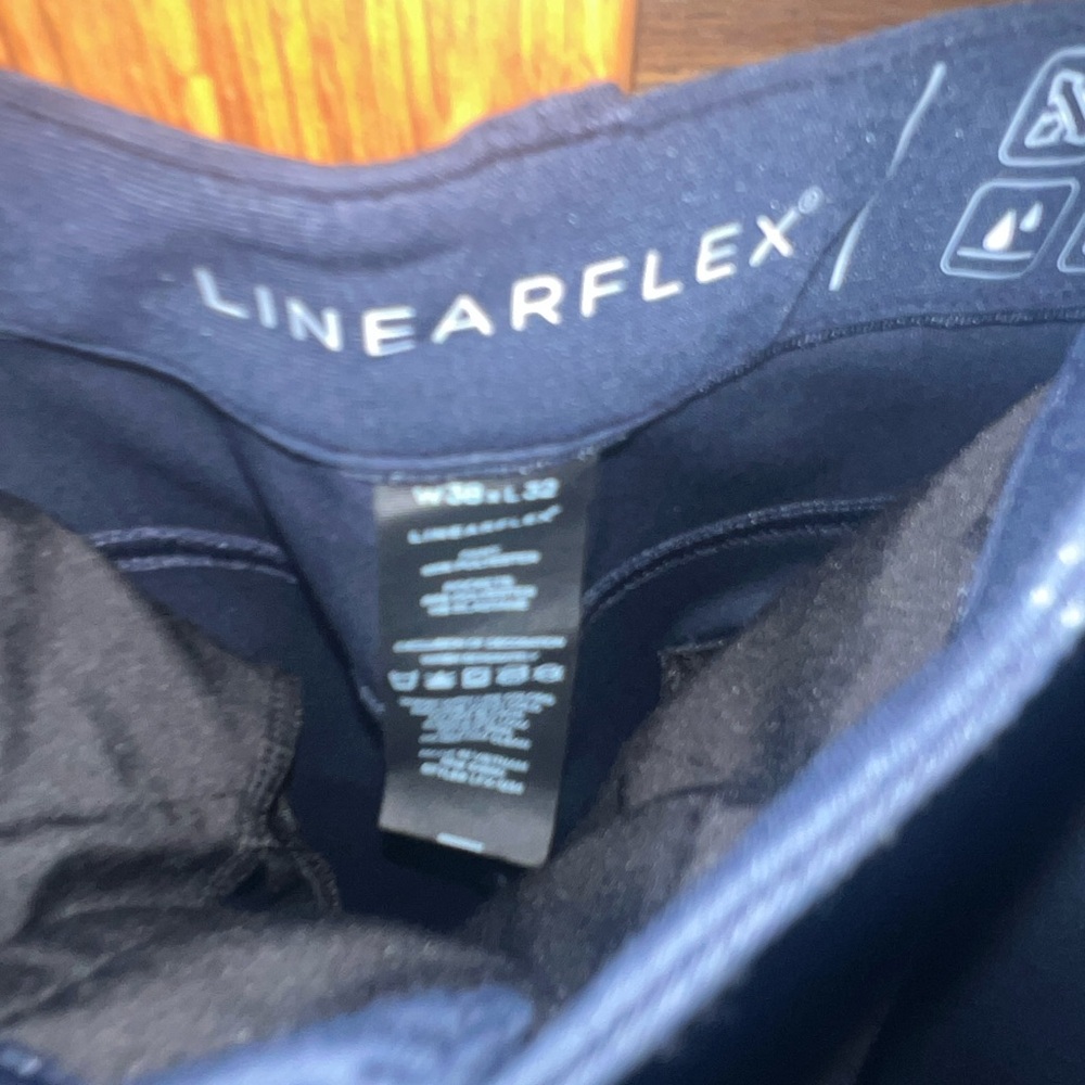 Linearflex Men's Navy Chinos only wore 3x.  Almost new.